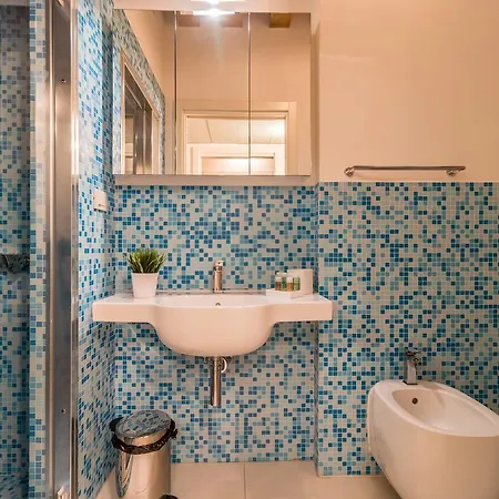 Apartman Mazzoni 10 *