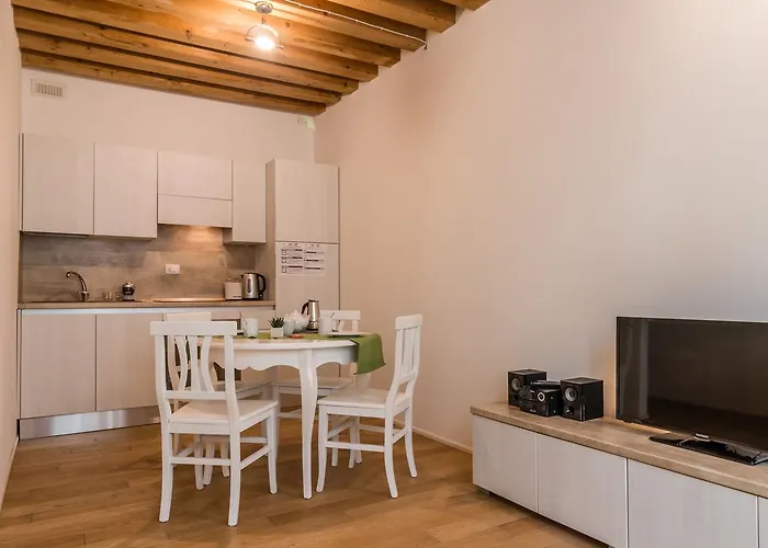 Apartment Mazzoni 10 Venice