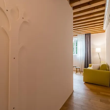 Mazzoni 10 Apartamento