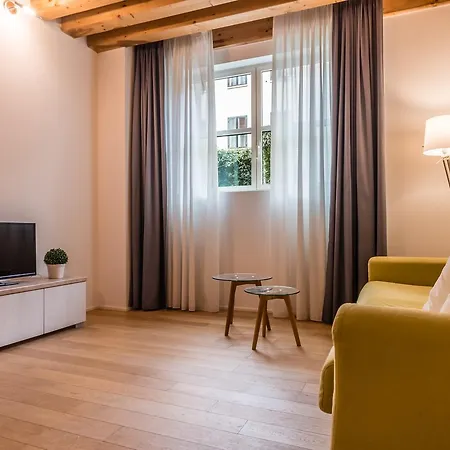 Apartmán Mazzoni 10